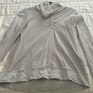 Lululemon size 8 sweatshirt